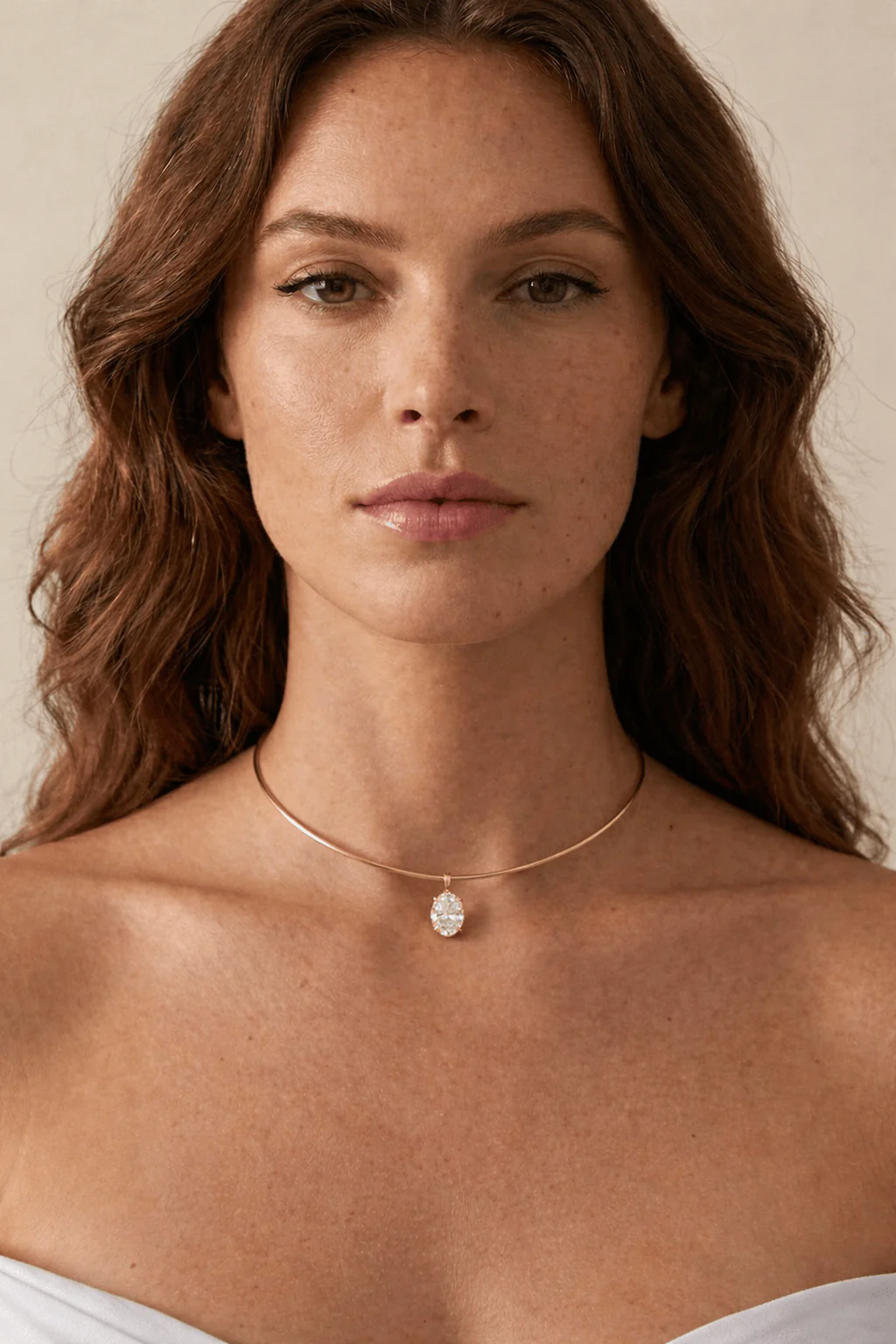 The Aura 2ct Oval Diamond Collar Necklace in 14K Yellow Gold - Image 3